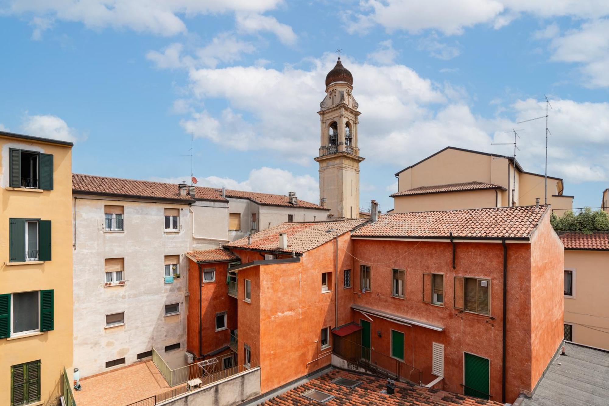 Domus Verona - Ampia Residenza Filippini A Pochi Passi Dall'Arena Exterior photo