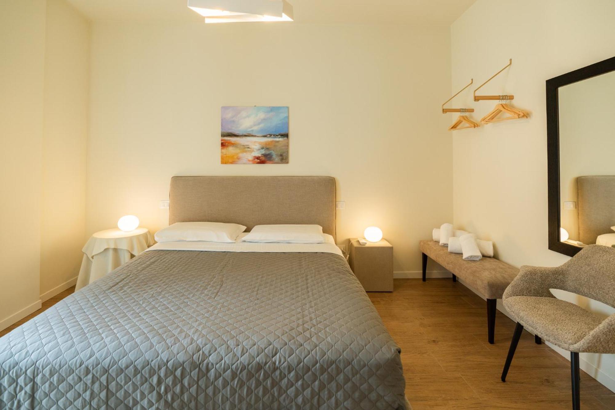 Domus Verona - Ampia Residenza Filippini A Pochi Passi Dall'Arena Room photo